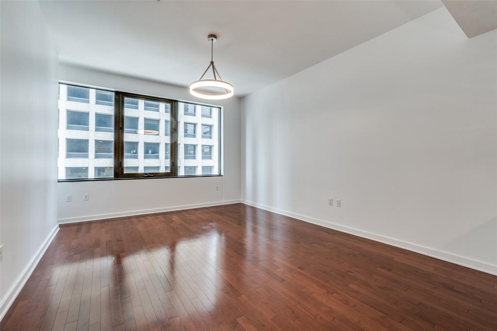 1200 Main Street 707