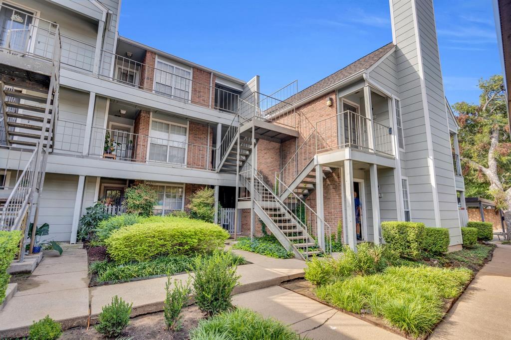 3206 S Fielder Road 209