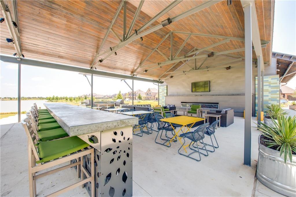 THE HILLS OF NORTHLAKE WEST - Commercial Sale