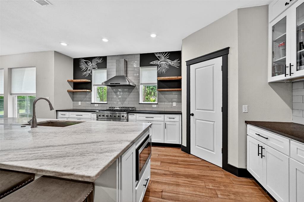 WESTERN HILLS - Residential