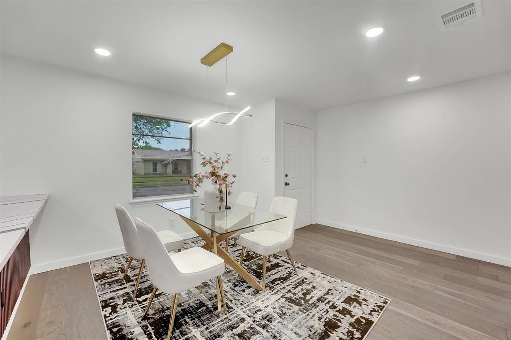 2722 Pinewood Drive