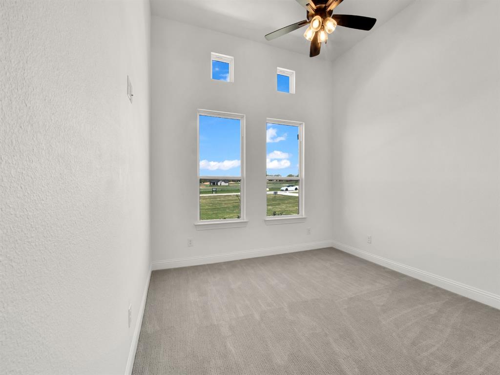 Estancia - Residential