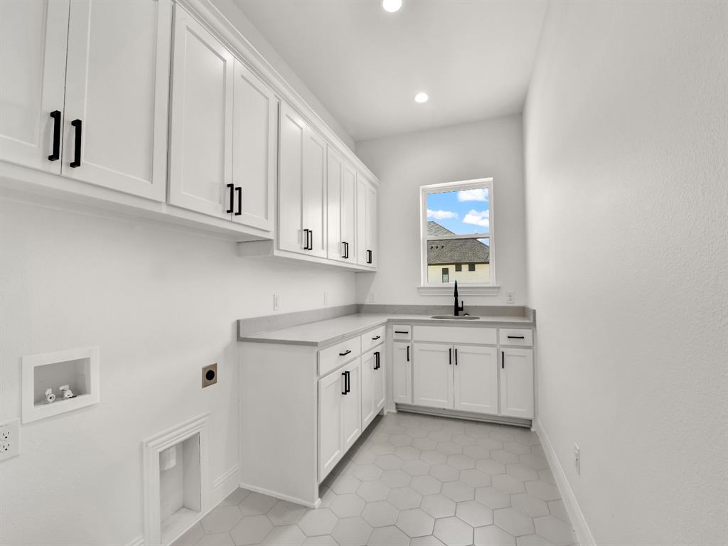 Estancia - Residential