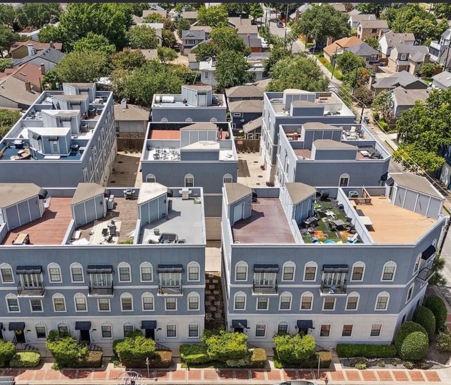 Bryan Square Twnhms - Residential Lease