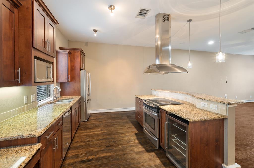 Bryan Square Twnhms - Residential Lease