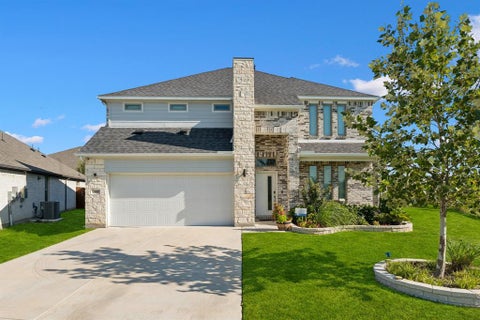 Photo of 2400 Mato Way, Fort Worth, TX 76179 (MLS # 21330673)