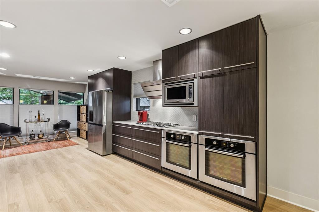 White Rock North 11 Instl - Residential