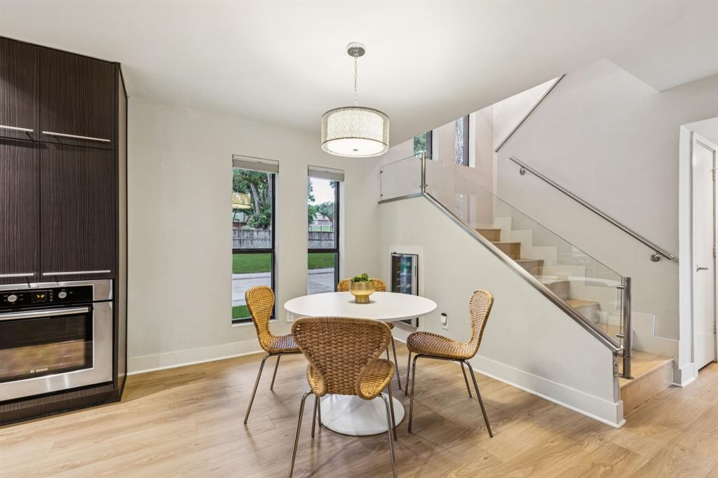 White Rock North 11 Instl - Residential