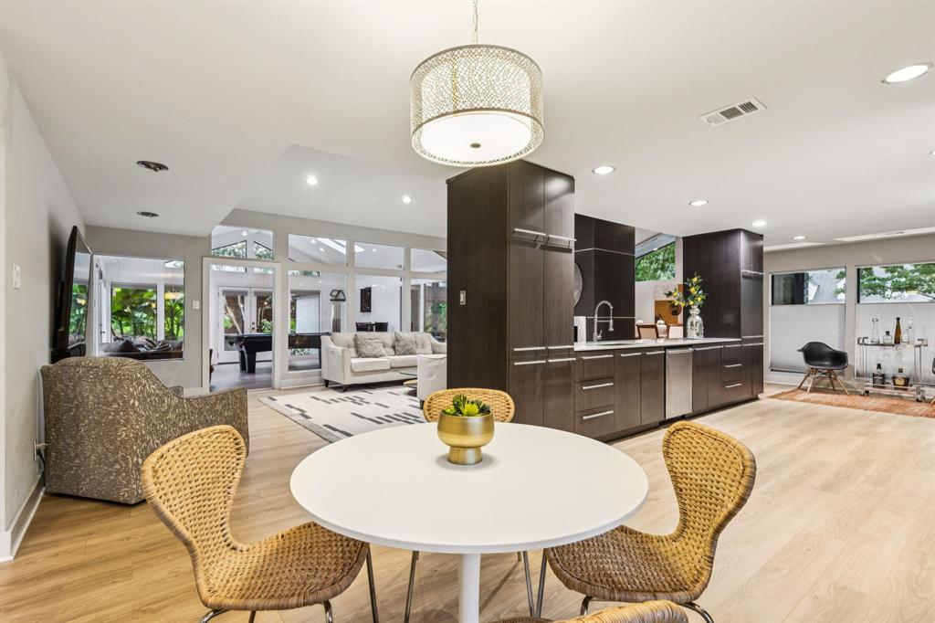 White Rock North 11 Instl - Residential