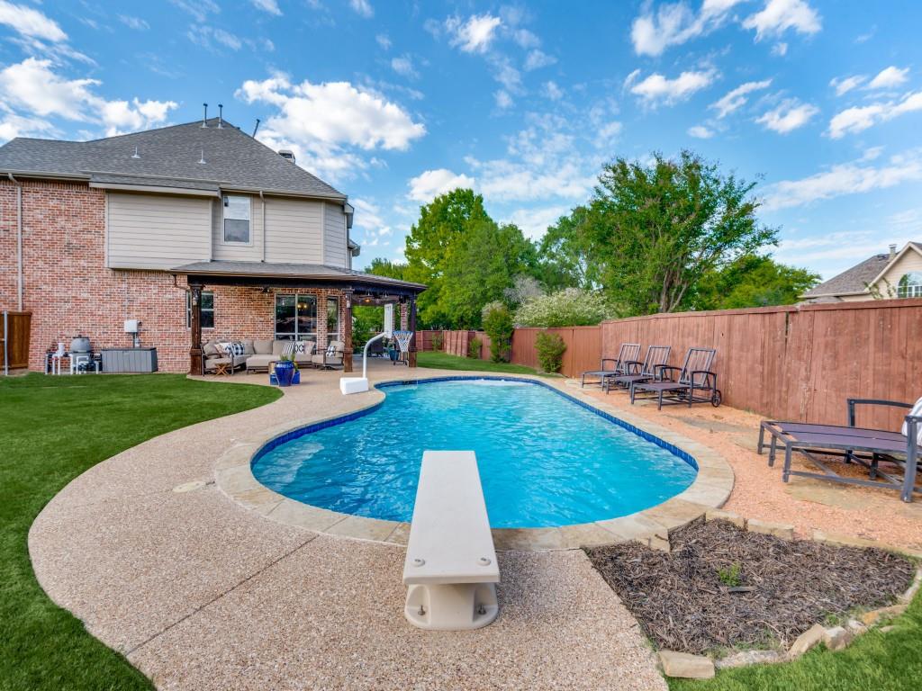 609 Elderberry Court