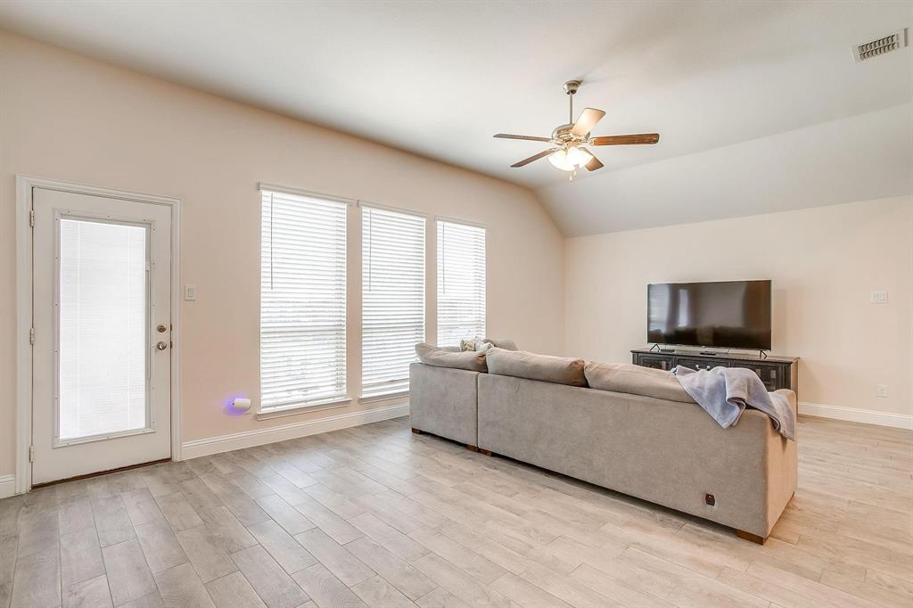 Live Oak Crk - Residential