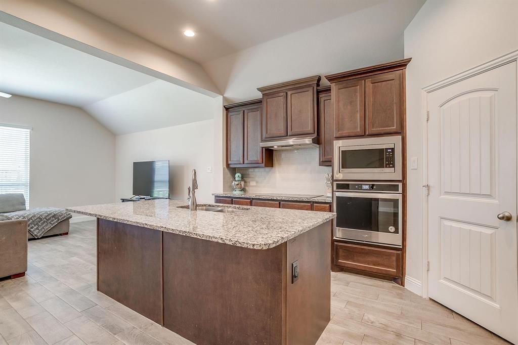 Live Oak Crk - Residential