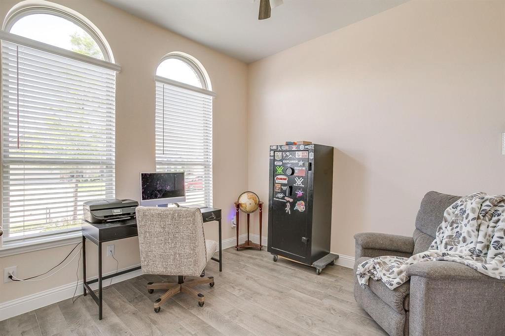 Live Oak Crk - Residential