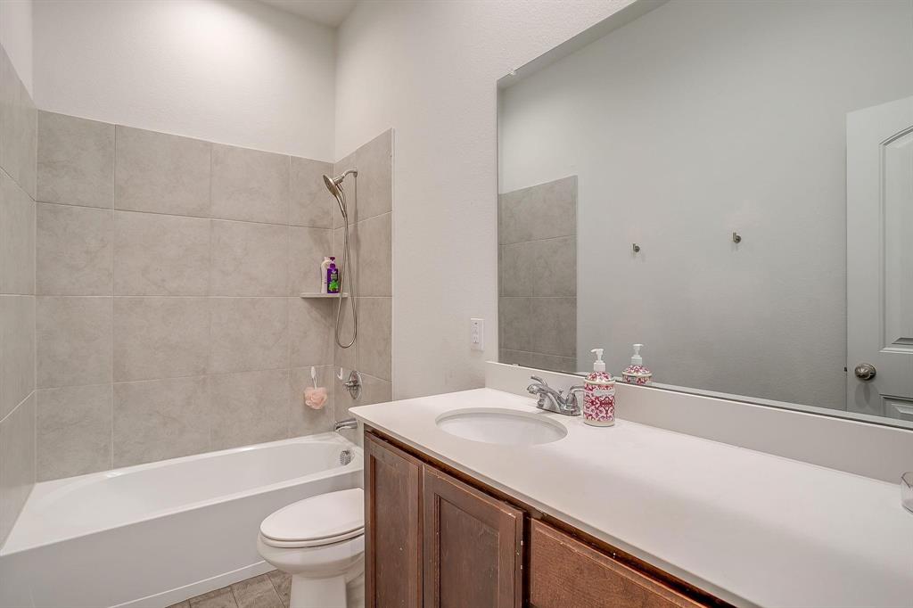 Live Oak Crk - Residential