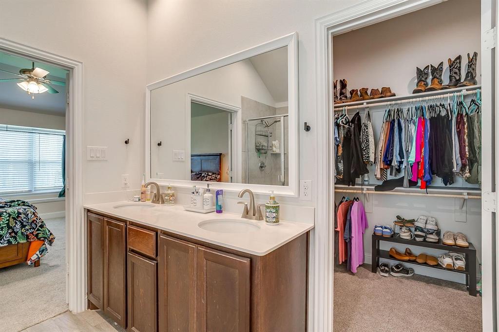 Live Oak Crk - Residential