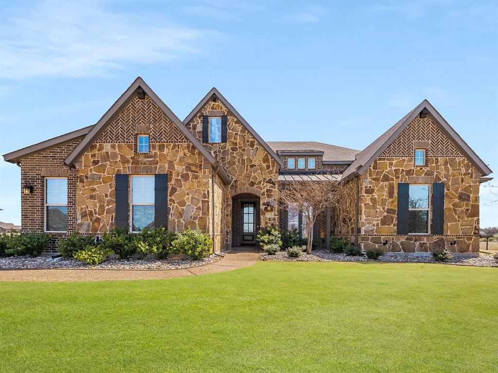 1040 Sugar Bars Drive