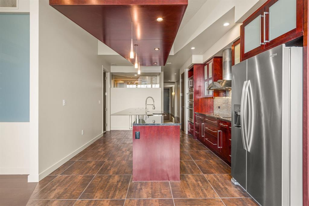 One Montgomery Plaza Residence Condo - Residential