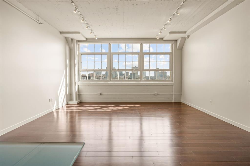 One Montgomery Plaza Residence Condo - Residential