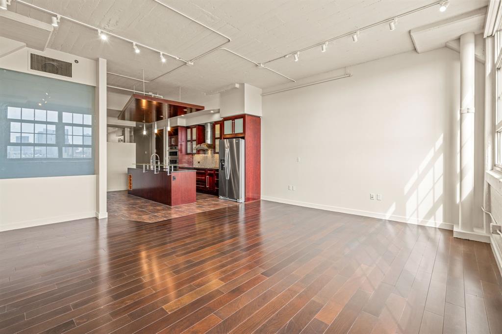 One Montgomery Plaza Residence Condo - Residential