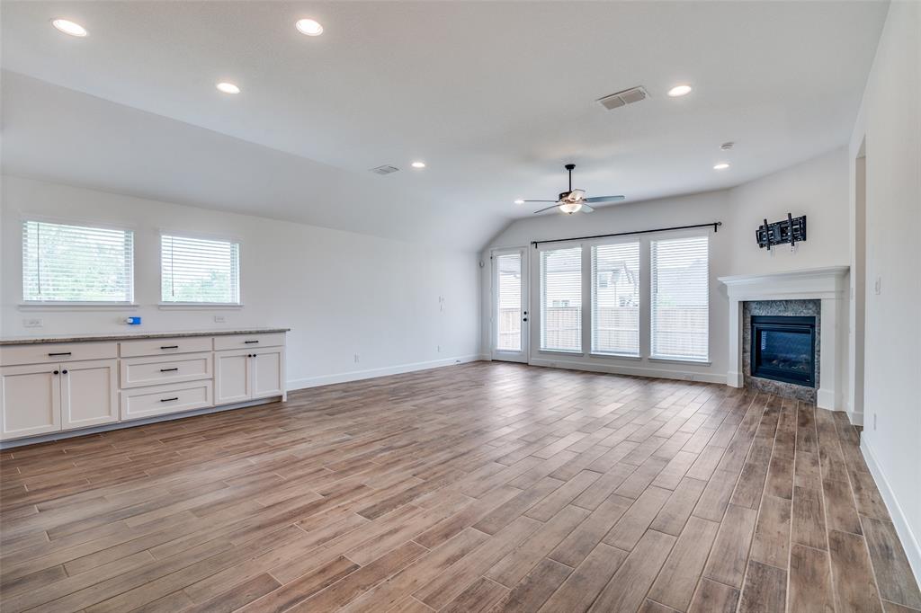 1103 Barnmeadow Lane