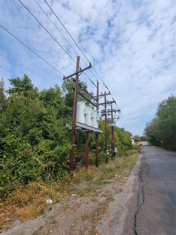 Lot1 County Road 1076