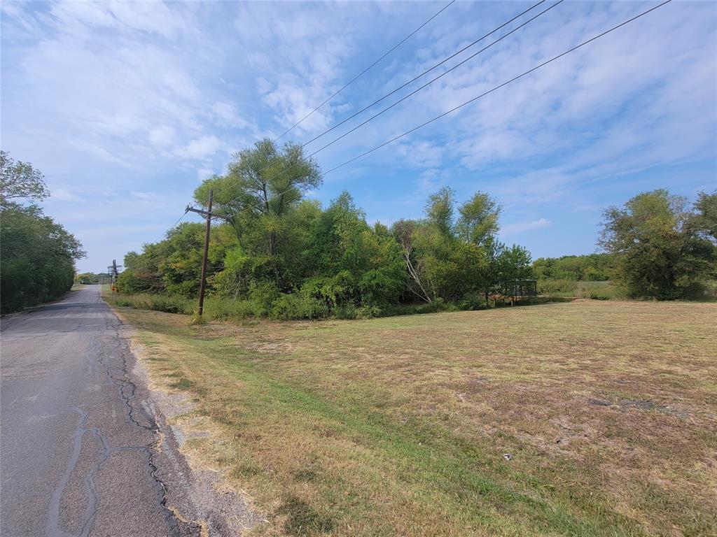 Lot1 County Road 1076