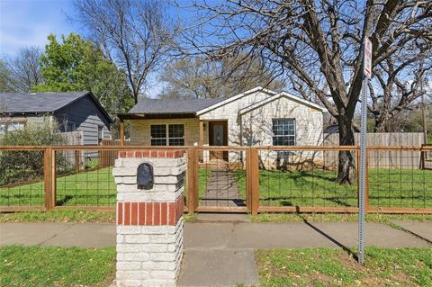 Photo of 1901 N 7th Street, Waco, TX 76708 (MLS # 21208457)