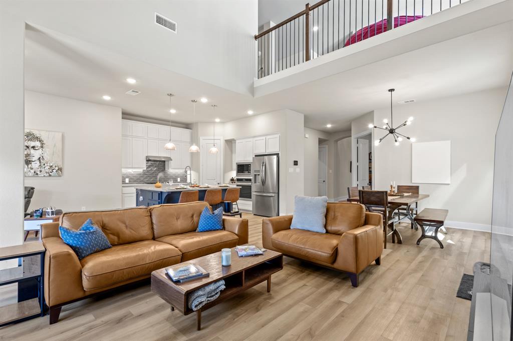 2413 Plover Lane