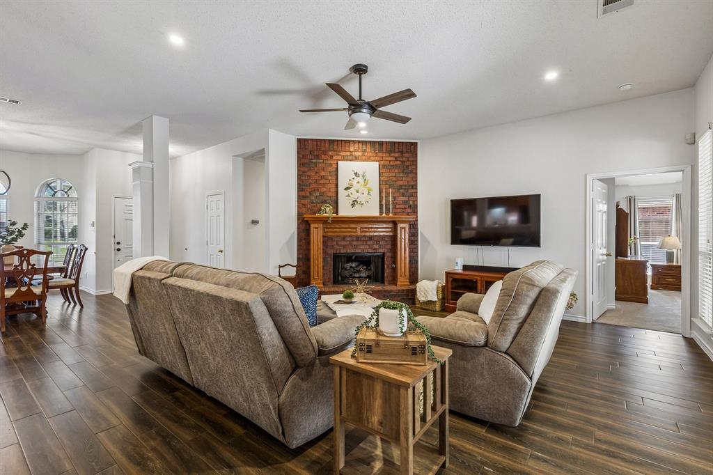 748 Summerfield Drive