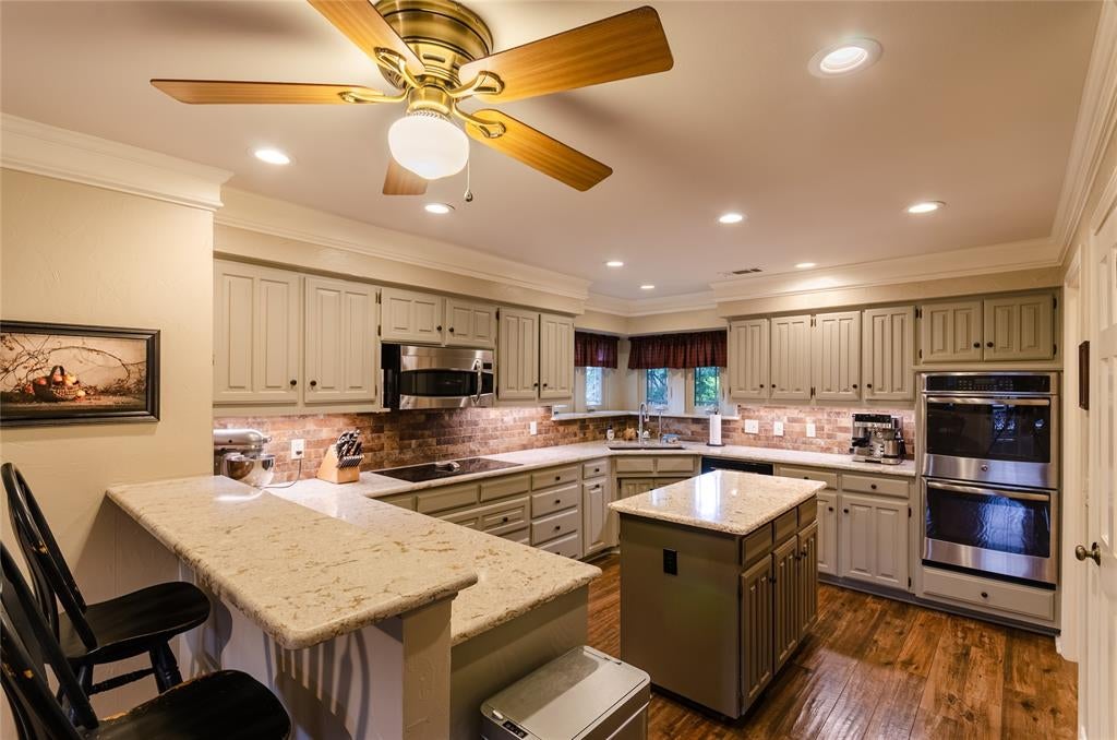 4009 Wilshire Court
