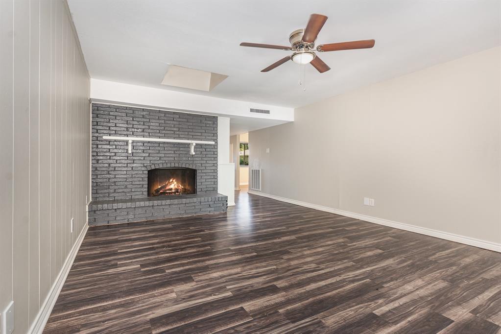 3112 Falkland Road