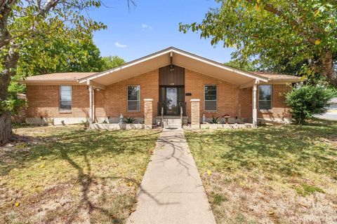 A home in Duncanville