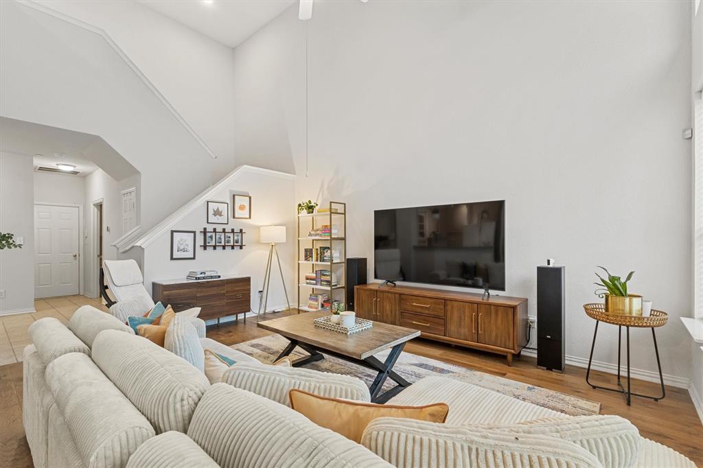 9824 Castlewood Drive