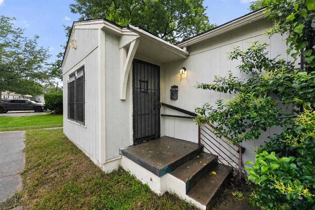 Deerpath Village 04 - Residential