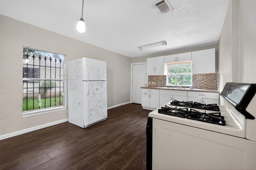 Deerpath Village 04 - Residential