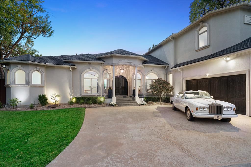 Jackson Heights 01 - Residential