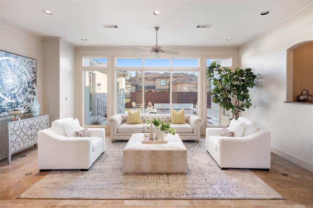 Jackson Heights 01 - Residential