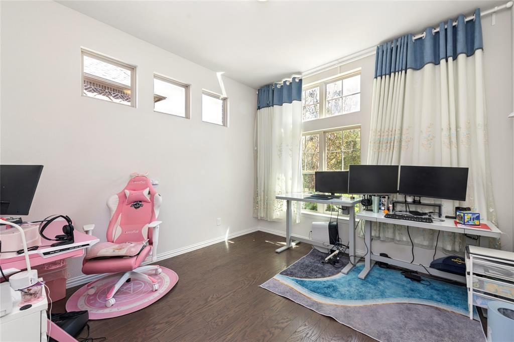 7108 Royal View Drive