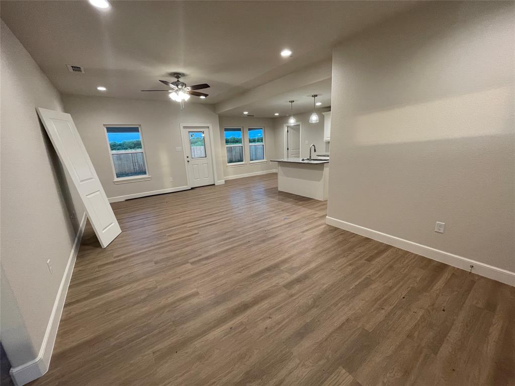 Photo 9 of 20 of 1643 Bandolero Road house