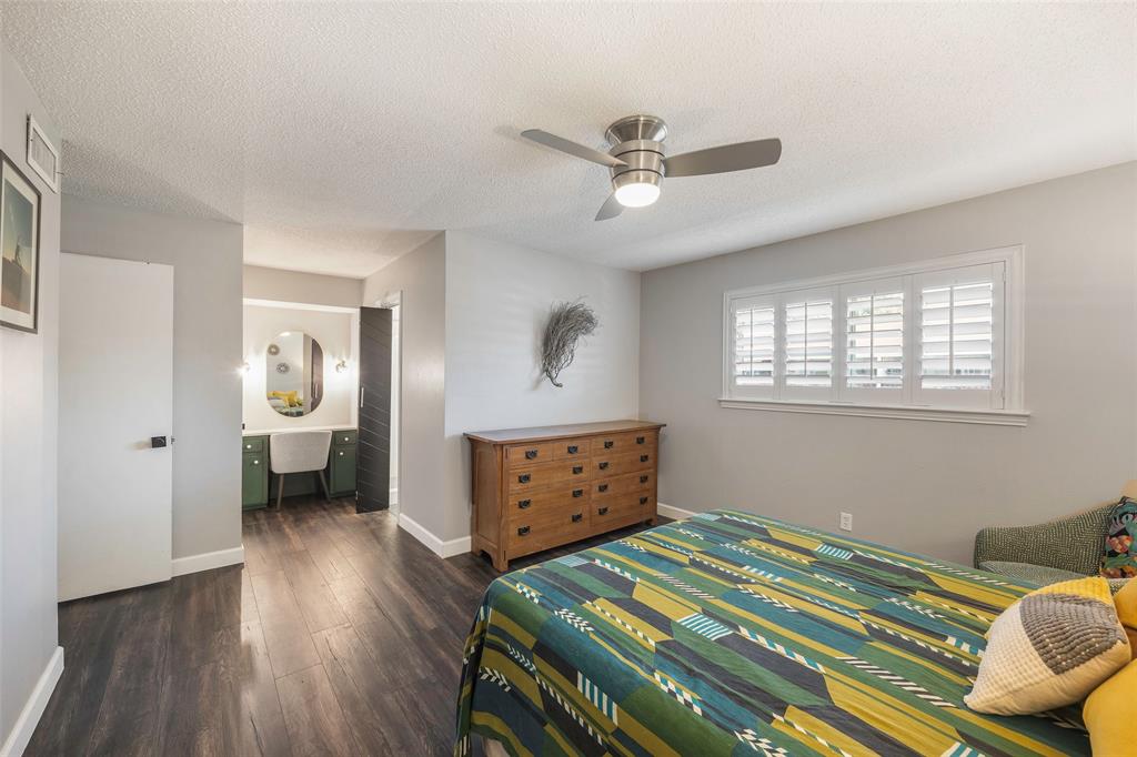 Sandhurst Manor - Residential