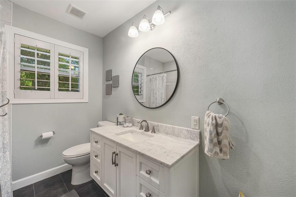 Sandhurst Manor - Residential