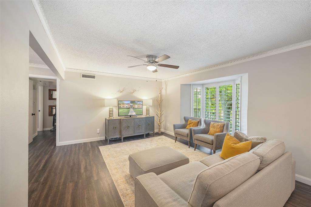 Sandhurst Manor - Residential