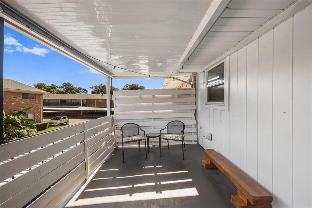 Sandhurst Manor - Residential