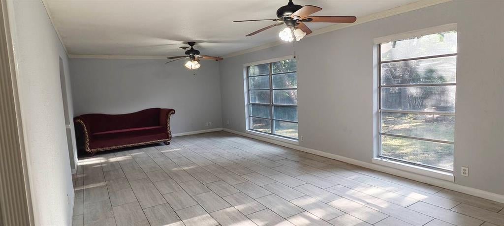 1125 Valley View Drive