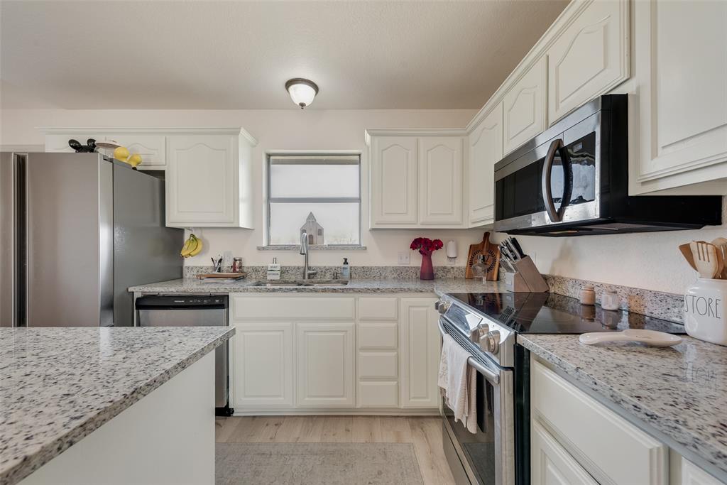 Virginia Estate - Residential