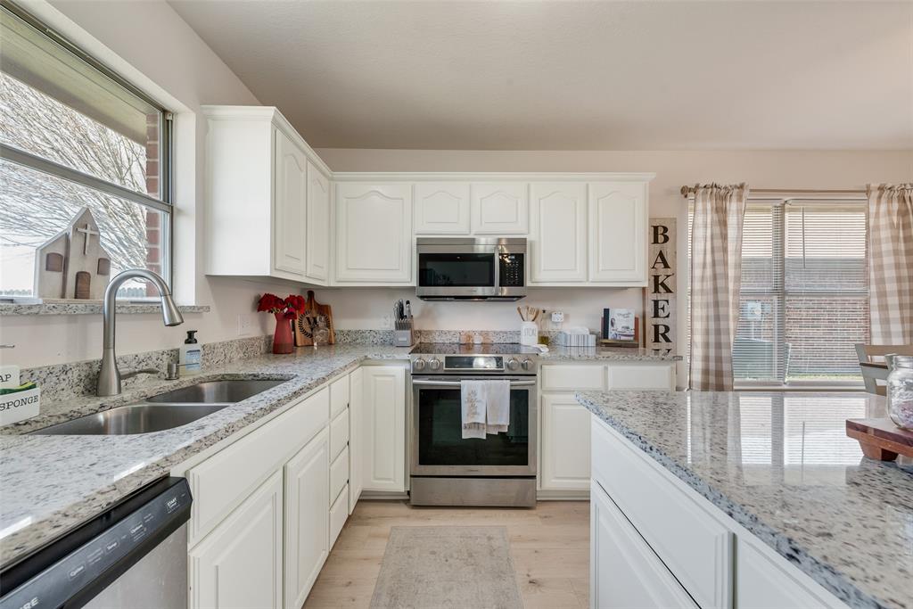 Virginia Estate - Residential