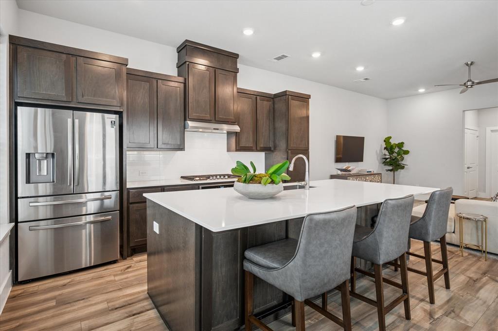 1020 Cavour Place