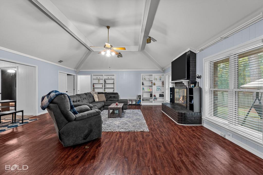 7016 Bobtail Drive
