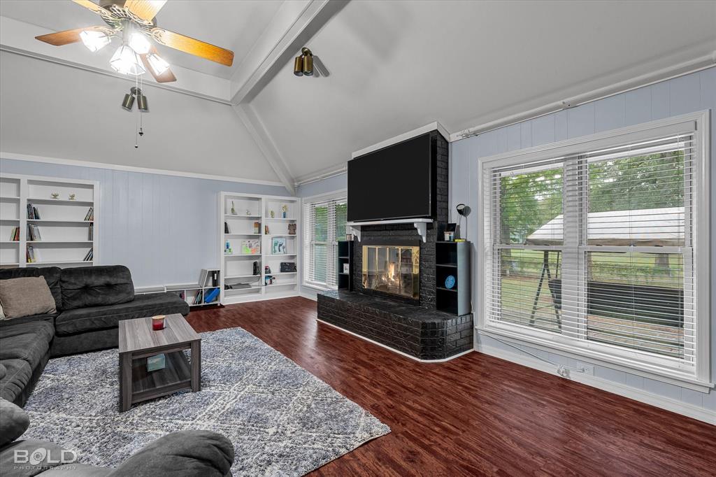 7016 Bobtail Drive