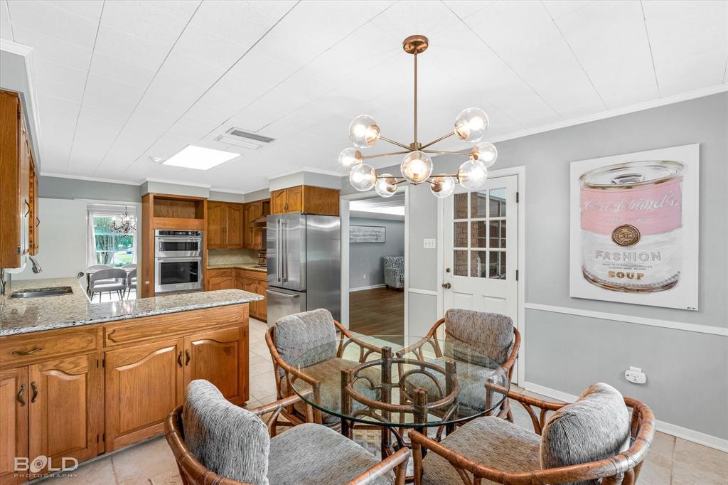 Shreveport, Louisiana 71105, United States, 3 Bedrooms Bedrooms, ,3 BathroomsBathrooms,Residential,Active,142571